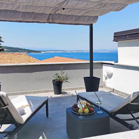 Apartments Lacrima Šilo Екстериор снимка