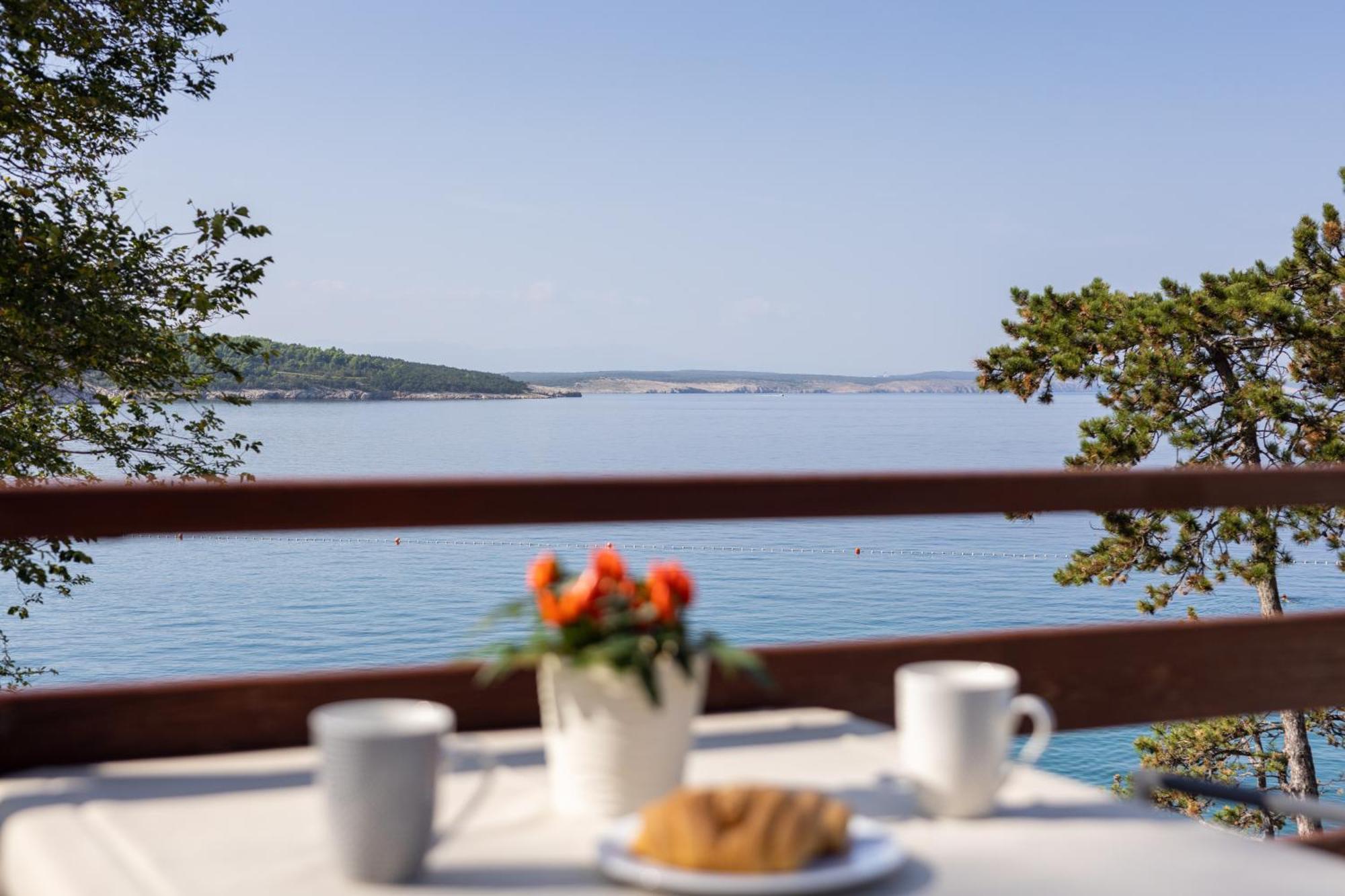 Apartments Lacrima Šilo Екстериор снимка