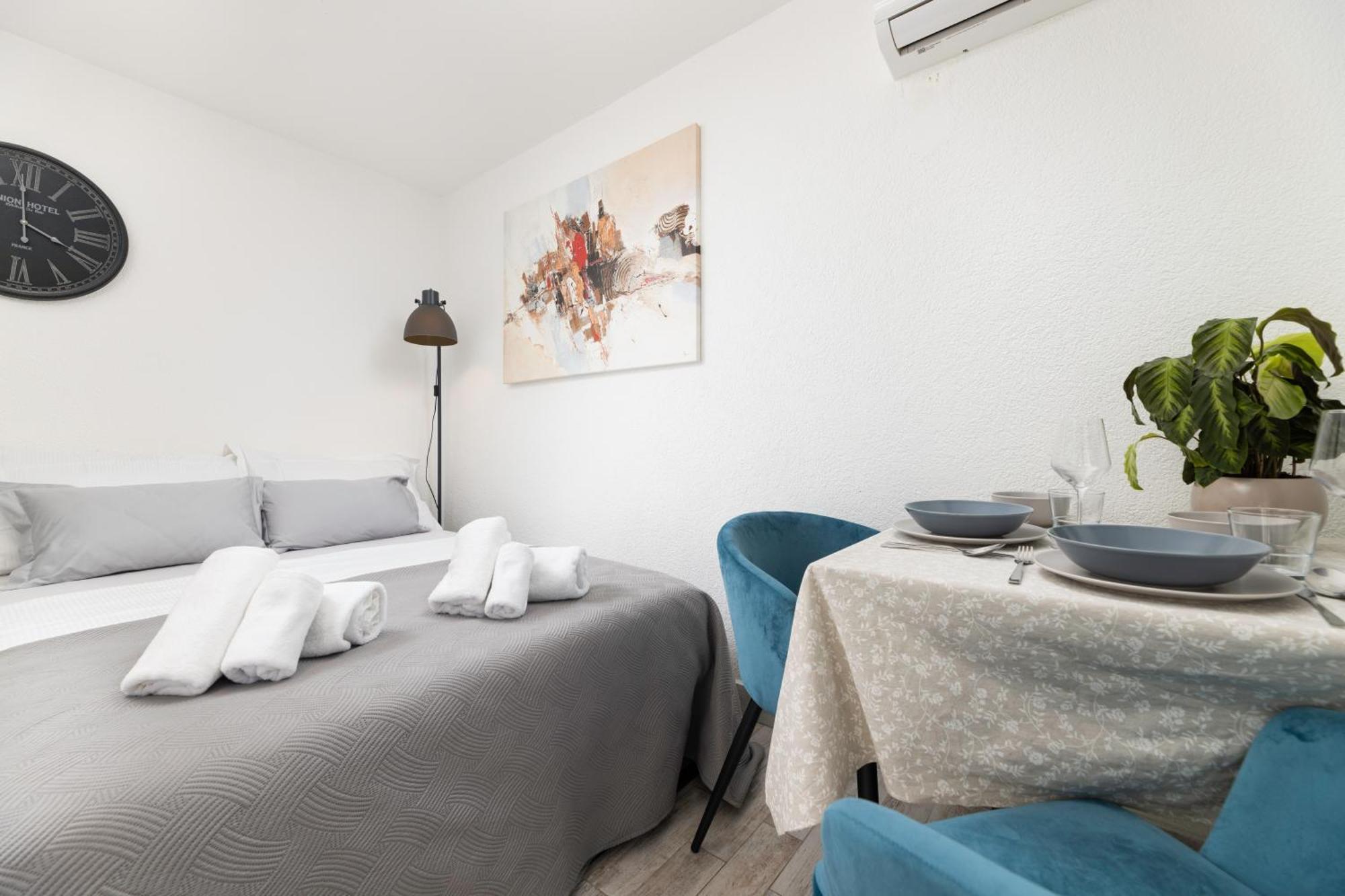 Apartments Lacrima Šilo Екстериор снимка