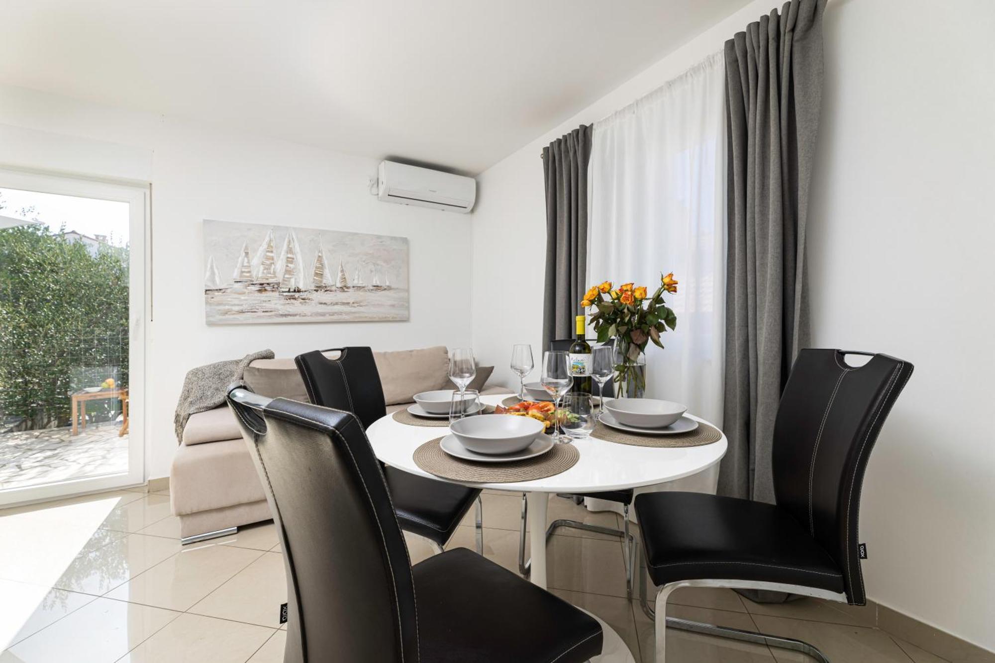 Apartments Lacrima Šilo Екстериор снимка