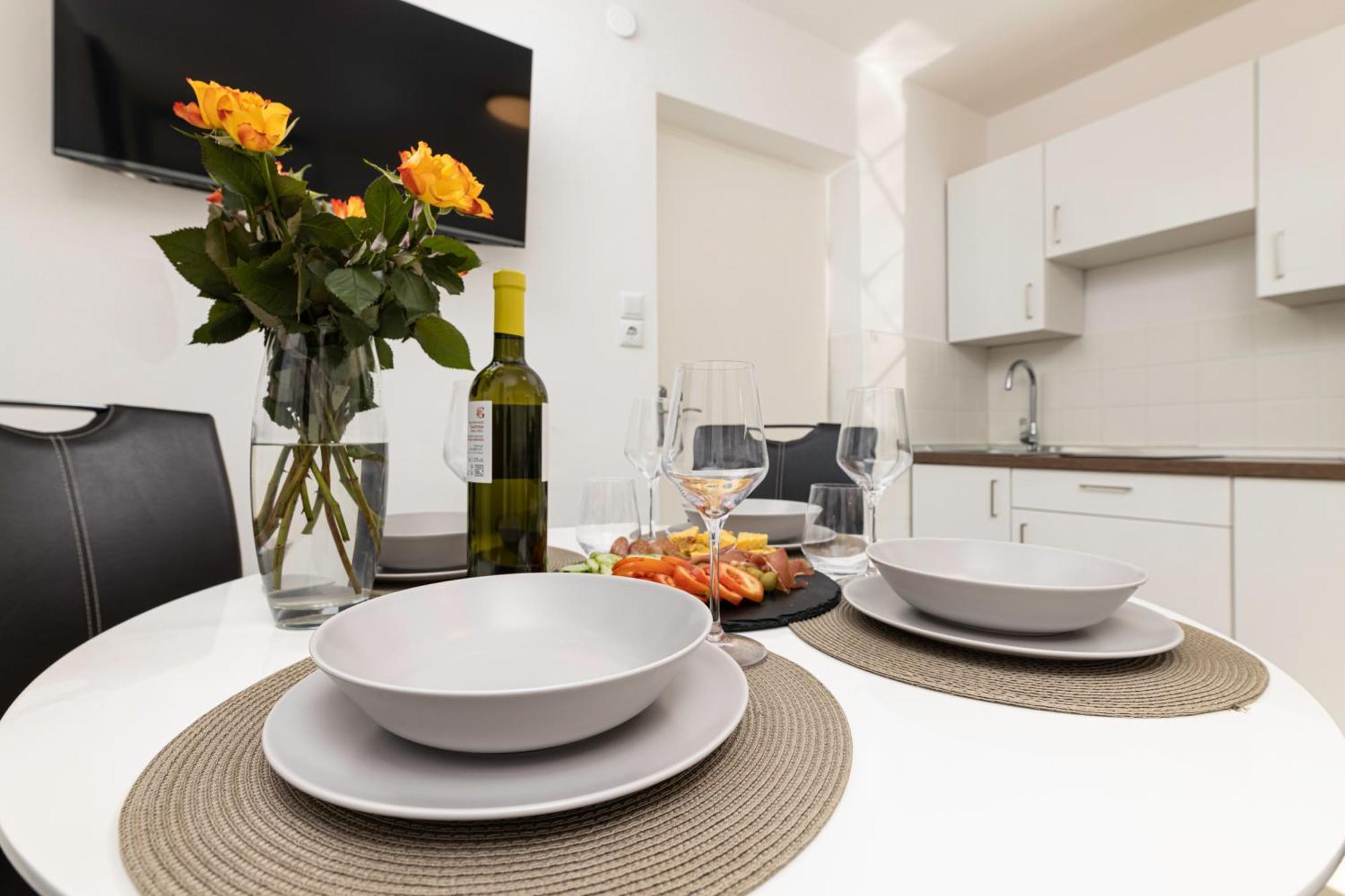 Apartments Lacrima Šilo Екстериор снимка