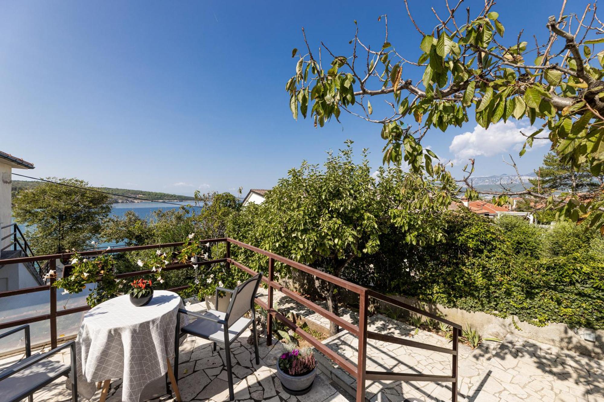 Apartments Lacrima Šilo Екстериор снимка